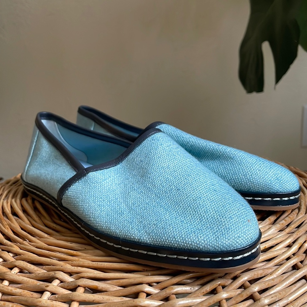 NEW Vince seascape blue beautiful canvas slip on loafer flats